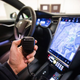Imagen para el artículo titulado La policía de Luxemburgo lleva meses sin poder usar sus Tesla Model S porque no logran la homologación alemana